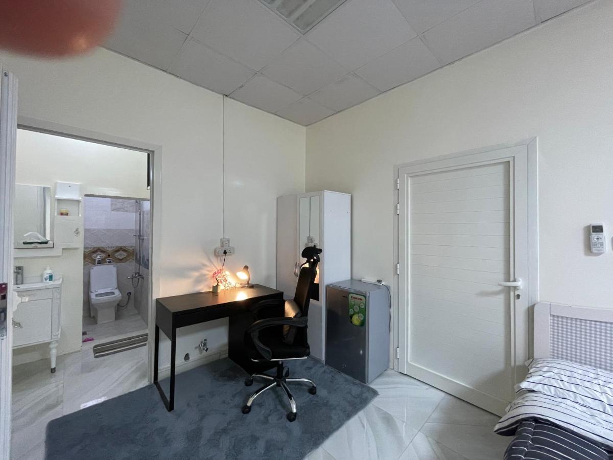 Private 2Bedroom Villa With T&B And Kitchenette Near Abu Dhabi International Airport Eksteriør billede